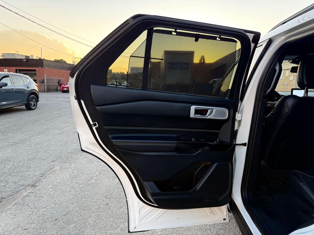 2022 Ford Explorer ST l 400HP l Ford Warranty l 6CYL l AWD l 3.0TT Photo