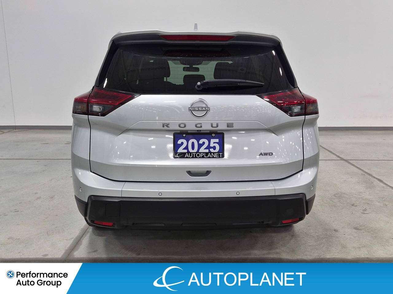 2025 Nissan Rogue SV AWD, Pano Roof, Back Up Cam, Heated Seats! Photo