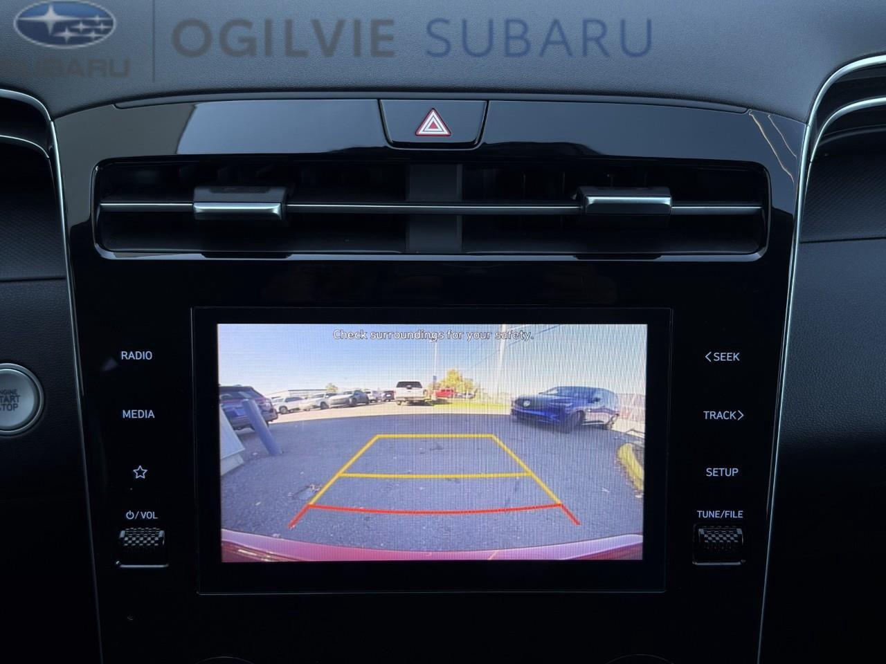 2022 Hyundai Tucson Preferred 4dr All-Wheel Drive Photo2