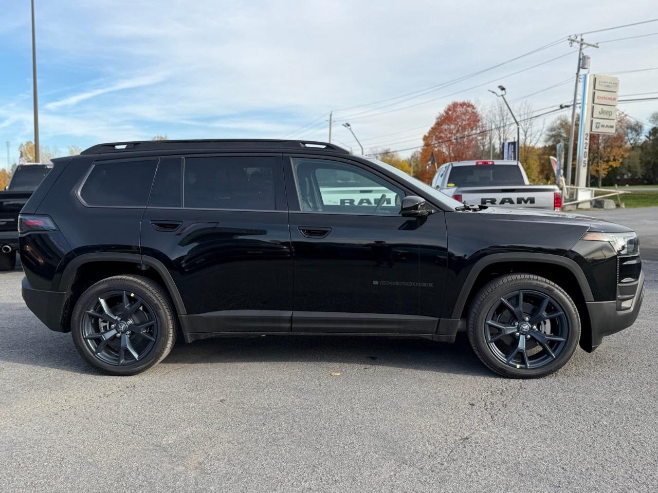 2026 Jeep Cherokee 85th Anniversary 4x4 Photo