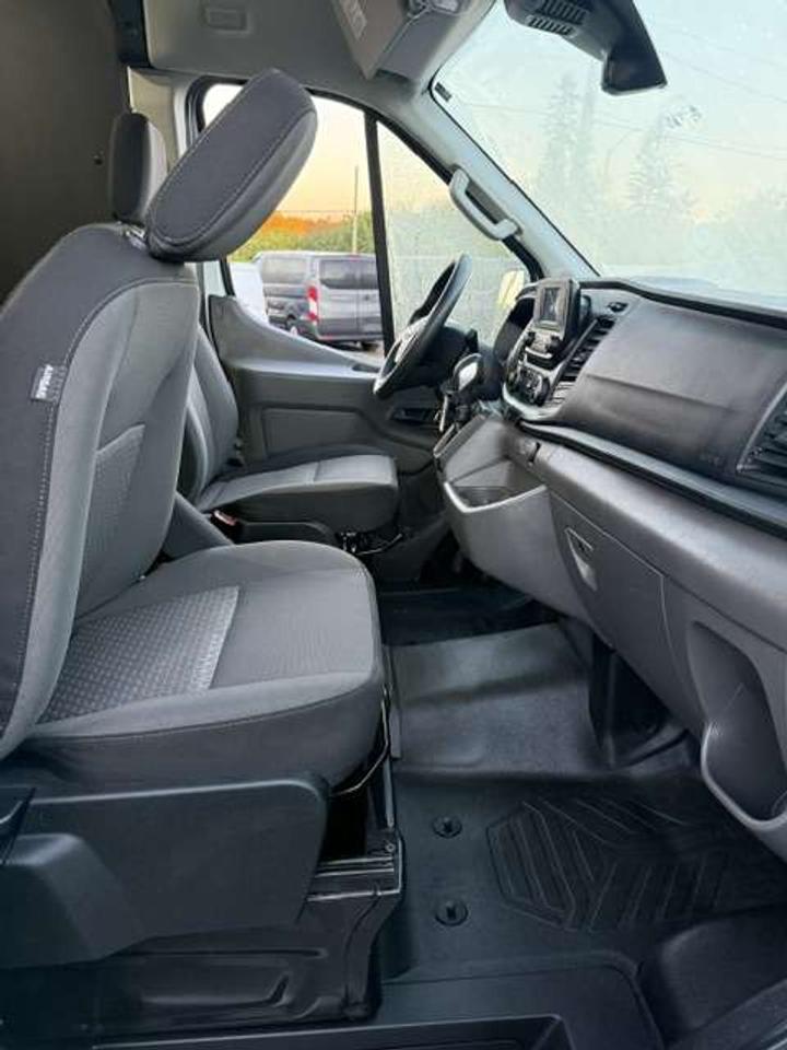 2024 Ford Transit Factory warranty, No windows, Mid roof. Photo
