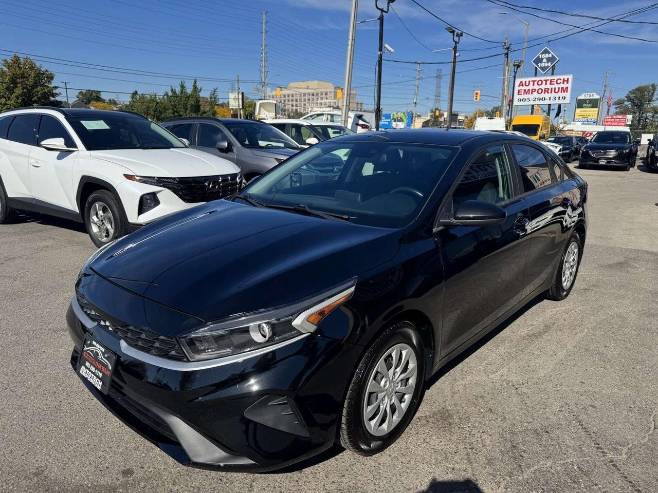 2022 Kia Forte LX   Htd Seats   Rev Cam   Carplay + Android Auto Photo