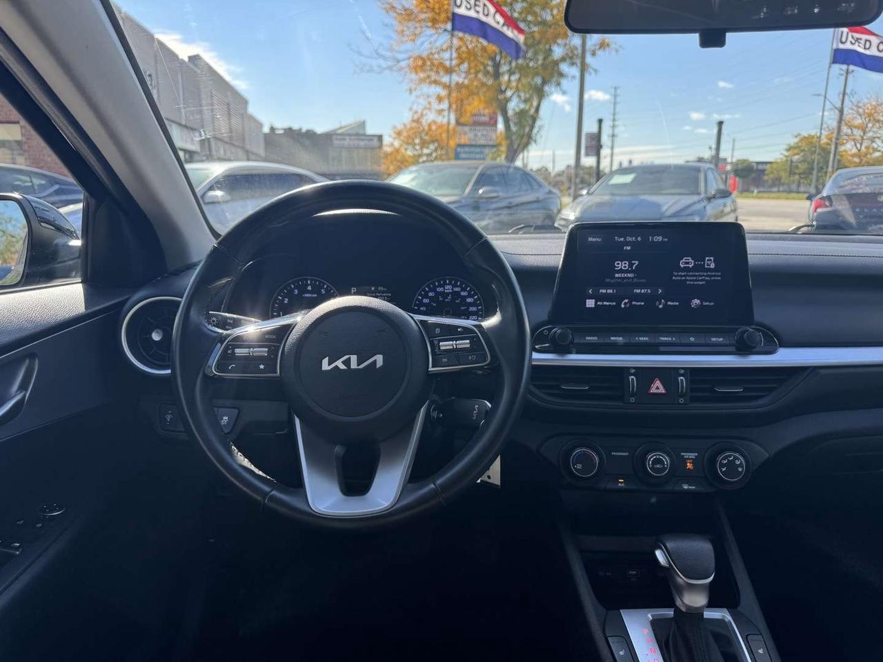 2022 Kia Forte LX   Htd Seats   Rev Cam   Carplay + Android Auto Photo
