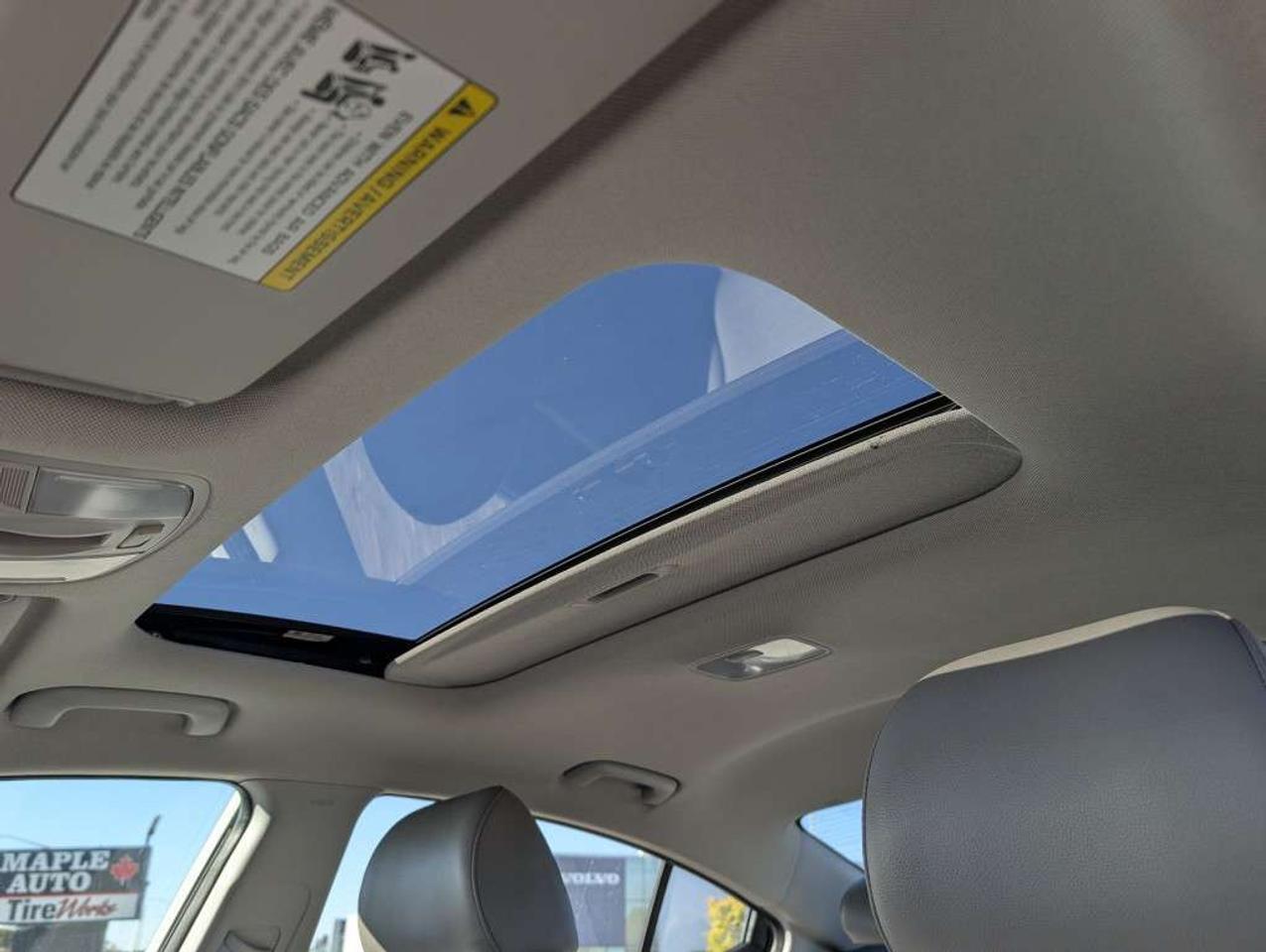 2017 Hyundai Elantra Limited Ultimate  NAV LEATHER SUNROOF CAMERA Photo