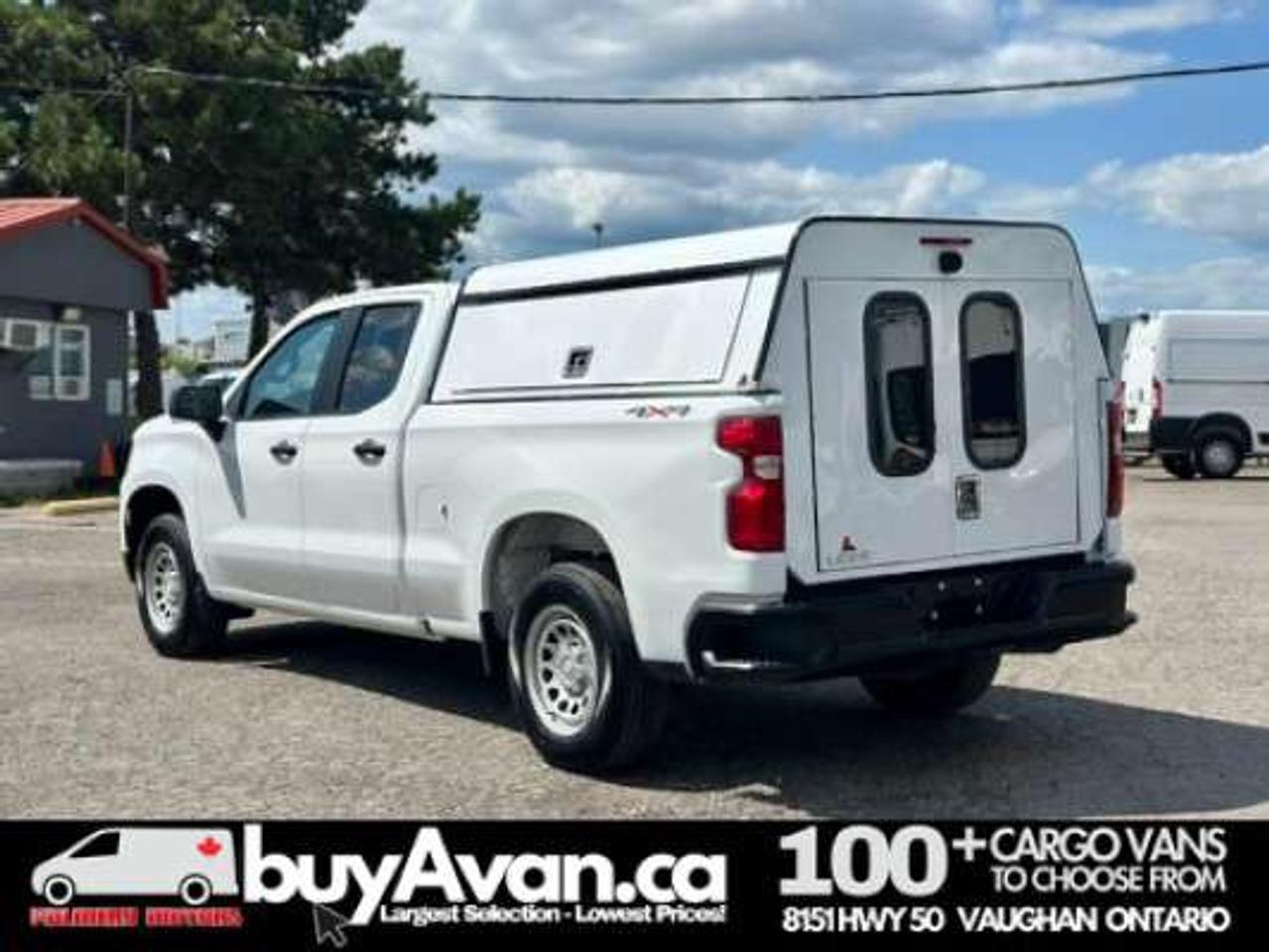 2023 Chevrolet Silverado 1500 Double Cab 4X4 Short Box + CAP *SAFETY COST INCLUDED* Photo