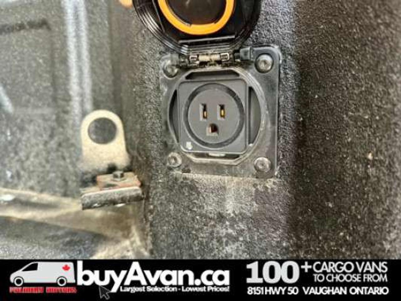 2023 Chevrolet Silverado 1500 Double Cab 4X4 Short Box + CAP *SAFETY COST INCLUDED* Photo