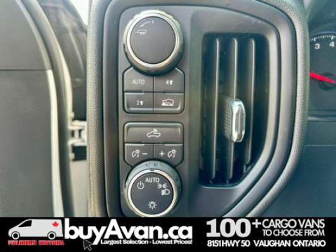 2023 Chevrolet Silverado 1500 Double Cab 4X4 Short Box + CAP *SAFETY COST INCLUDED* Photo