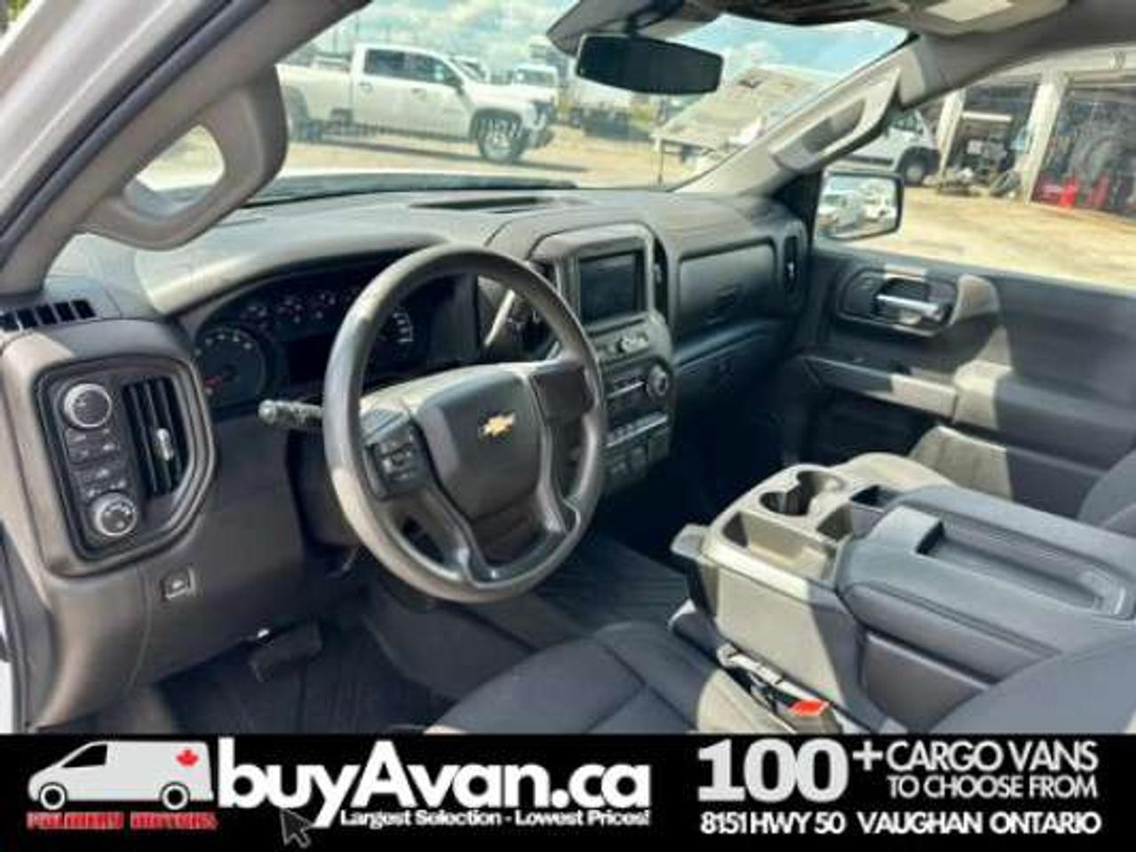 2023 Chevrolet Silverado 1500 Double Cab 4X4 Short Box + CAP *SAFETY COST INCLUDED* Photo