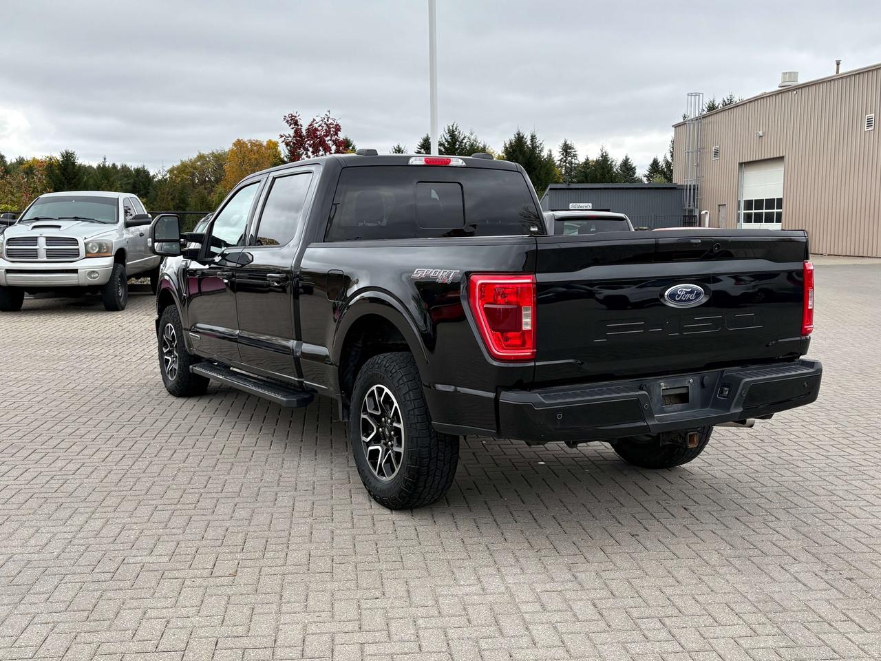 2022 Ford F-150 XLT Sport 4x4 SuperCrew   Nav.   Heated Seats Photo4