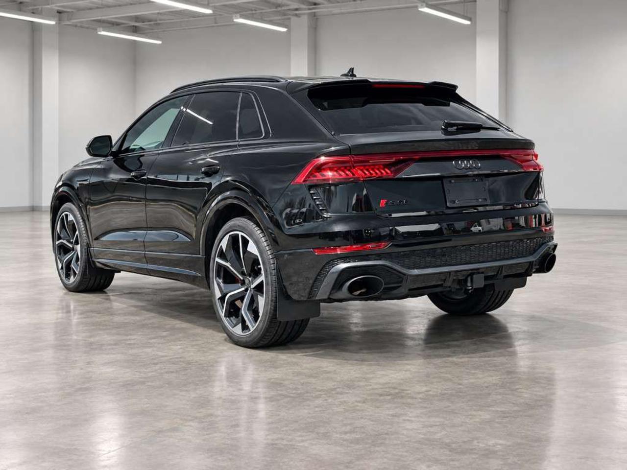 2022 Audi RS Q8 Carbon Optics   B&O Advanced 3D Sound   Carfax Clean Photo