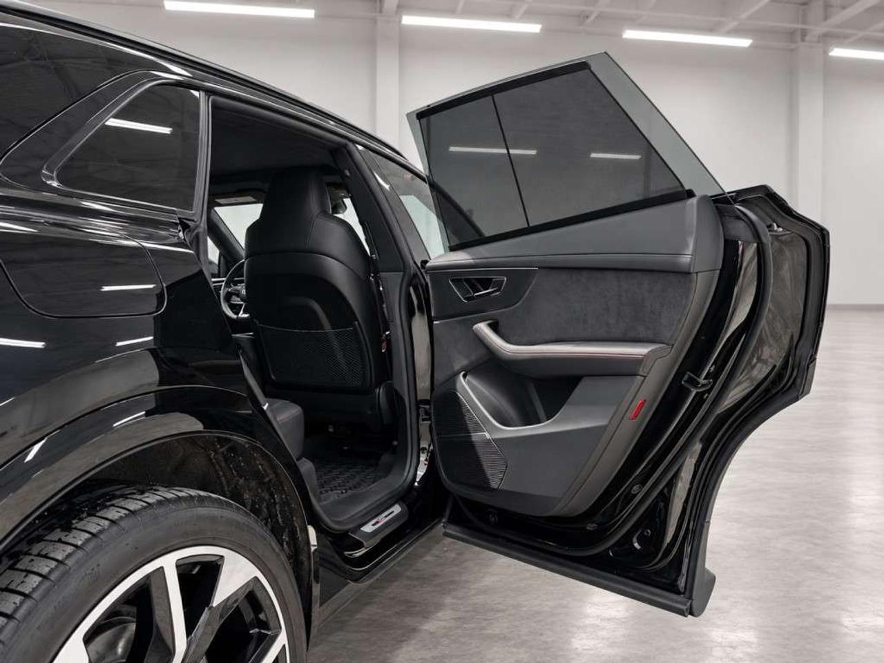 2022 Audi RS Q8 Carbon Optics   B&O Advanced 3D Sound   Carfax Clean Photo