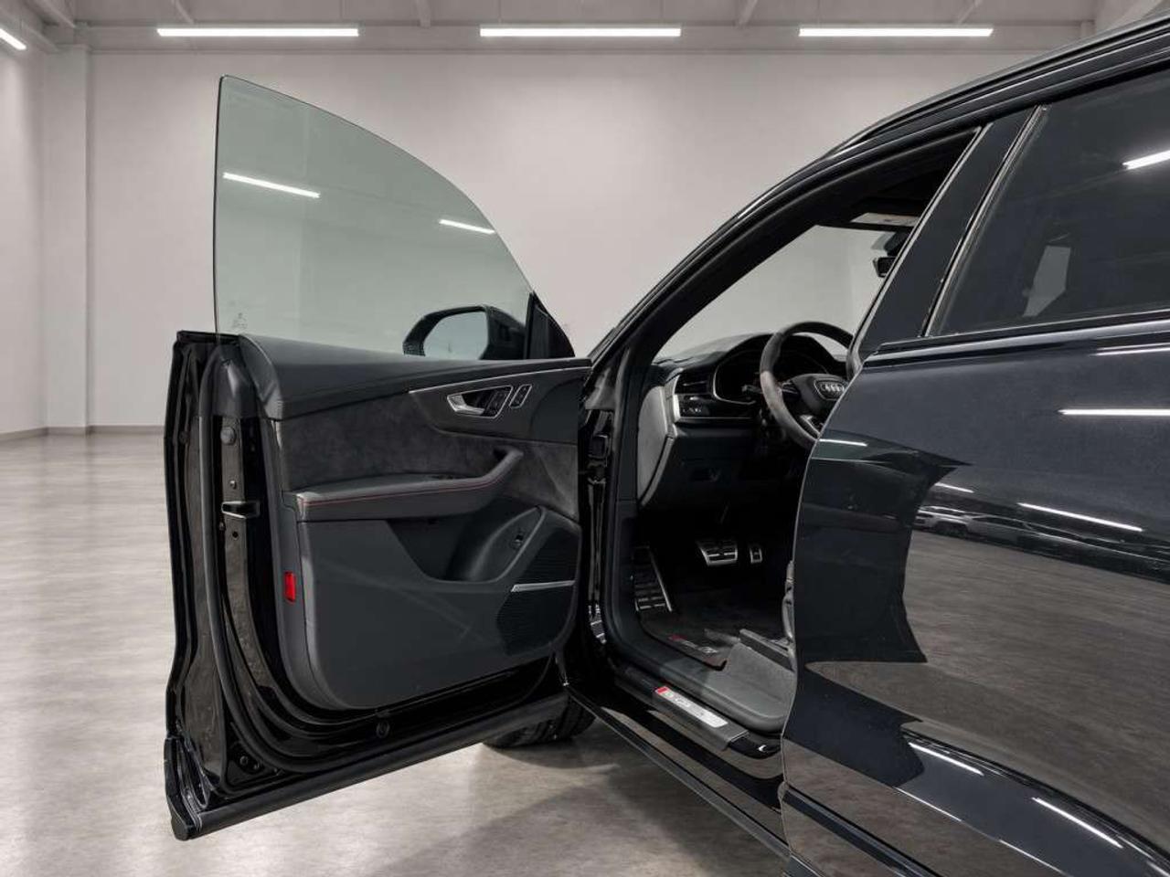 2022 Audi RS Q8 Carbon Optics   B&O Advanced 3D Sound   Carfax Clean Photo