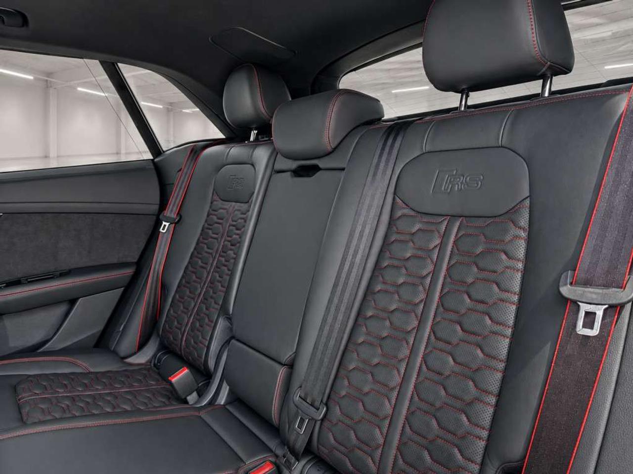 2022 Audi RS Q8 Carbon Optics   B&O Advanced 3D Sound   Carfax Clean Photo
