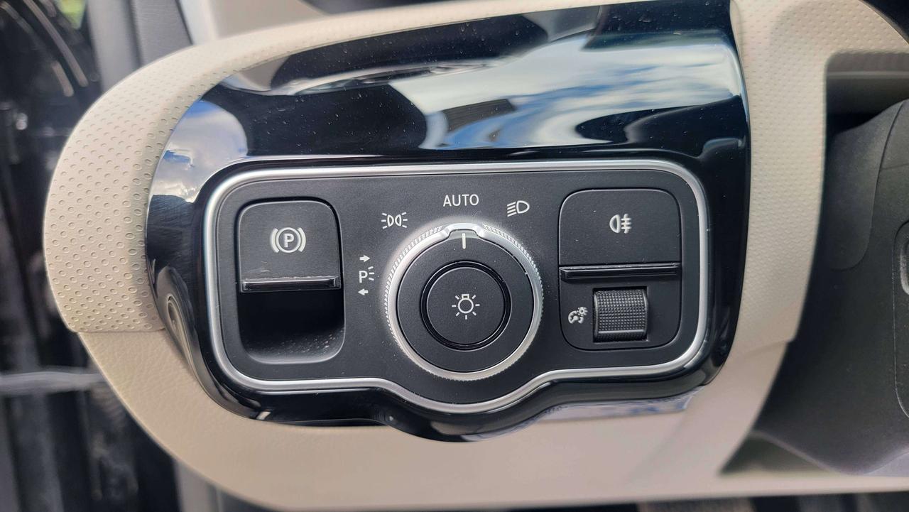 2025 Mercedes-Benz CLA 4MATIC® Photo