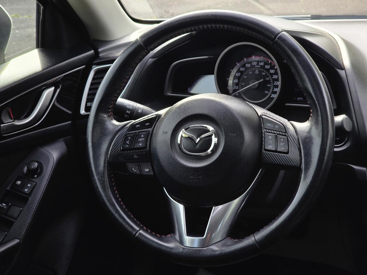 2015 Mazda MAZDA3 GS Hatchback | Clean Carfax! Photo
