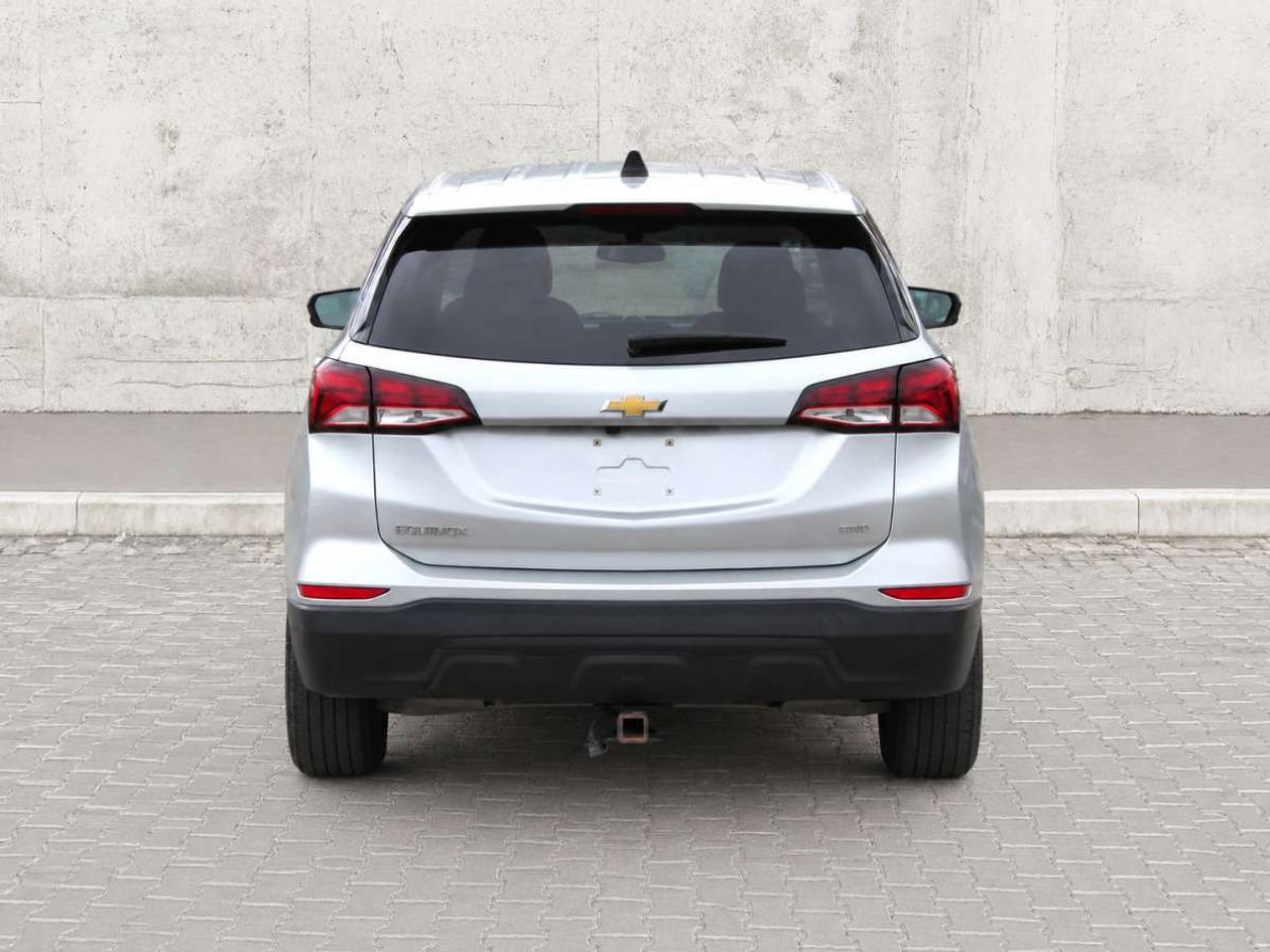 2022 Chevrolet Equinox LS  ReverseCamera HtdSeats CruiseCtrl Photo4