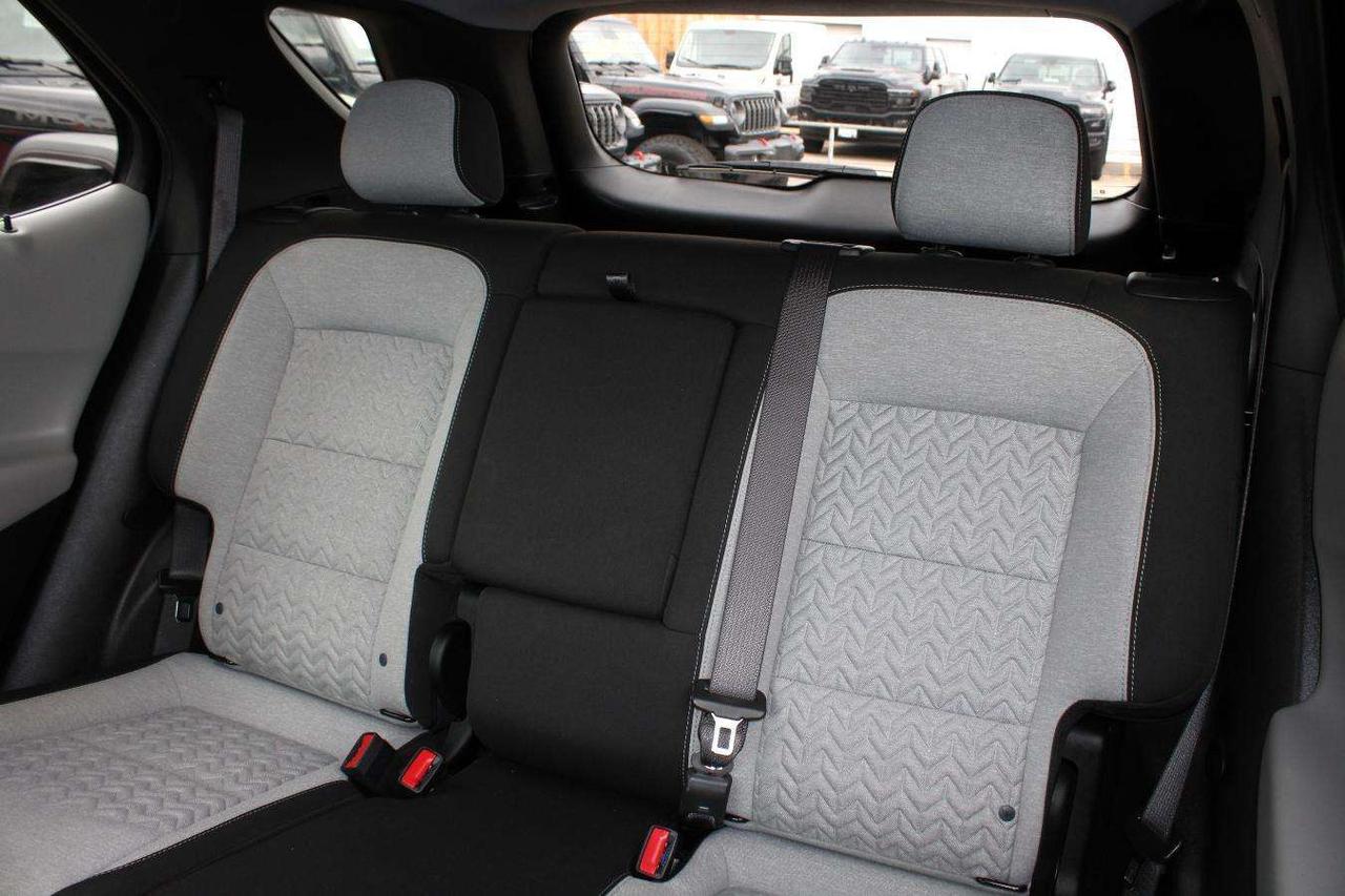 2022 Chevrolet Equinox LS  ReverseCamera HtdSeats CruiseCtrl Photo