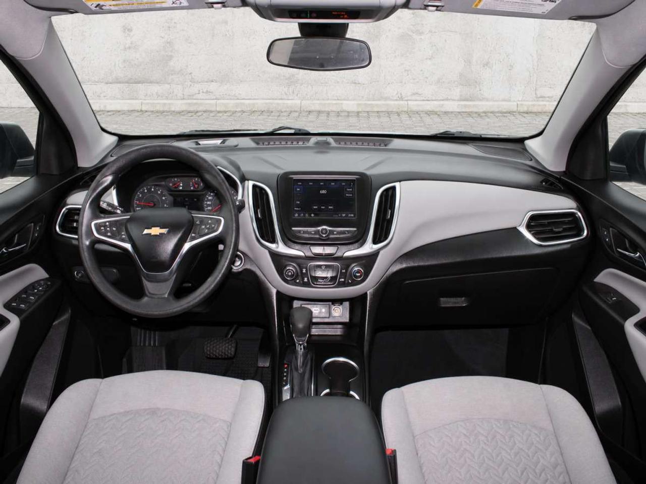 2022 Chevrolet Equinox LS  ReverseCamera HtdSeats CruiseCtrl Photo