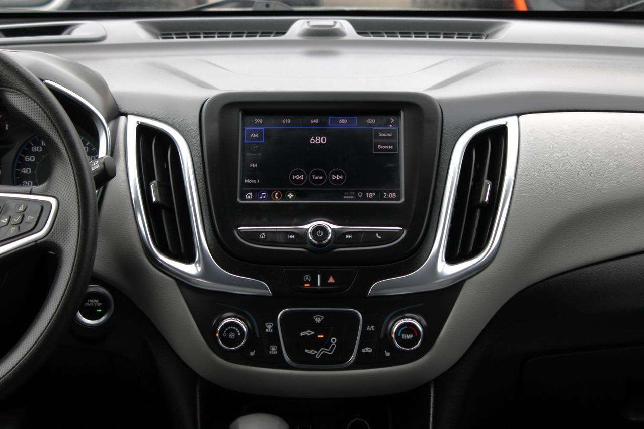 2022 Chevrolet Equinox LS  ReverseCamera HtdSeats CruiseCtrl Photo