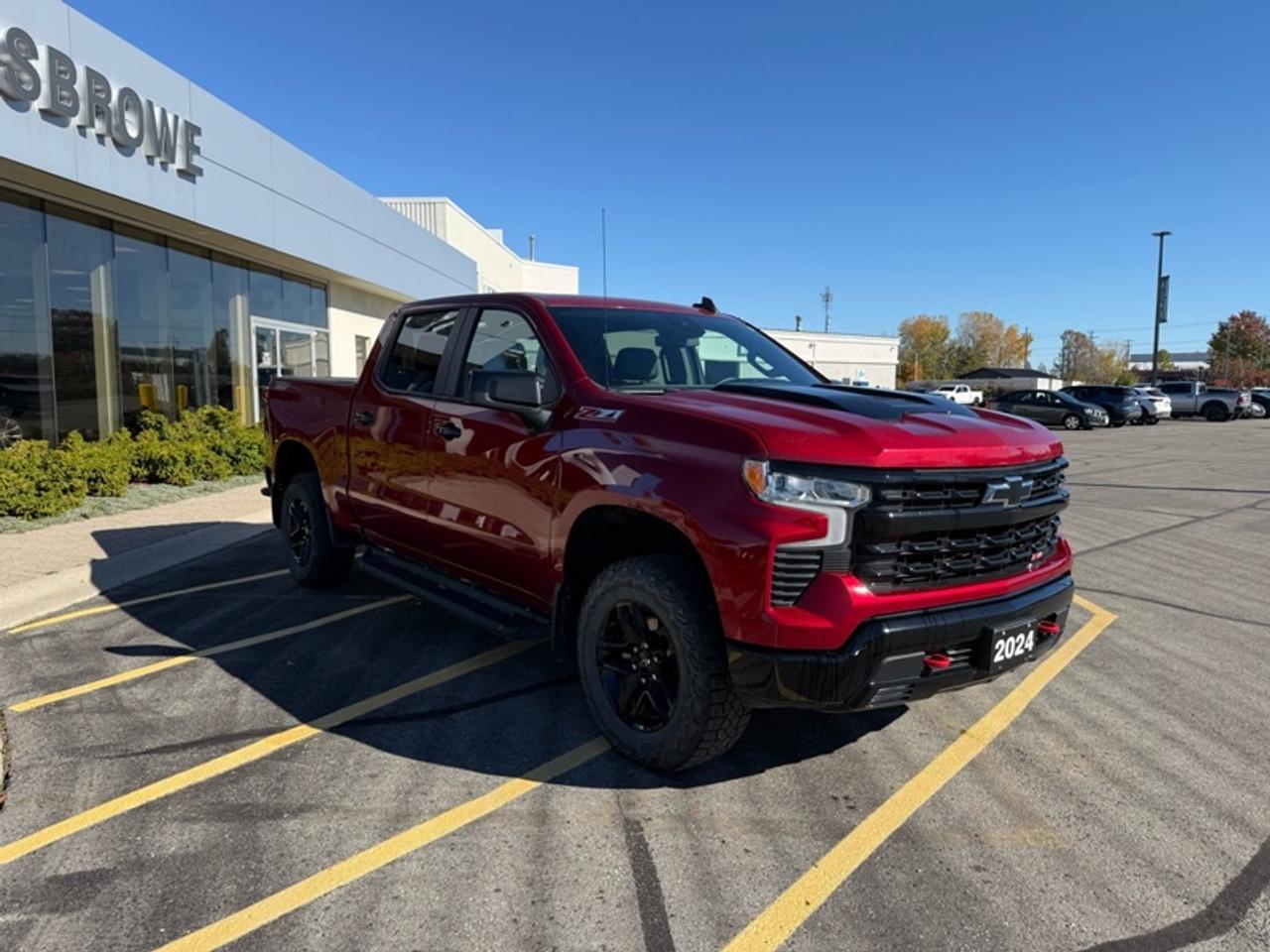 2024 Chevrolet Silverado 1500 LT Trail Boss Photo1