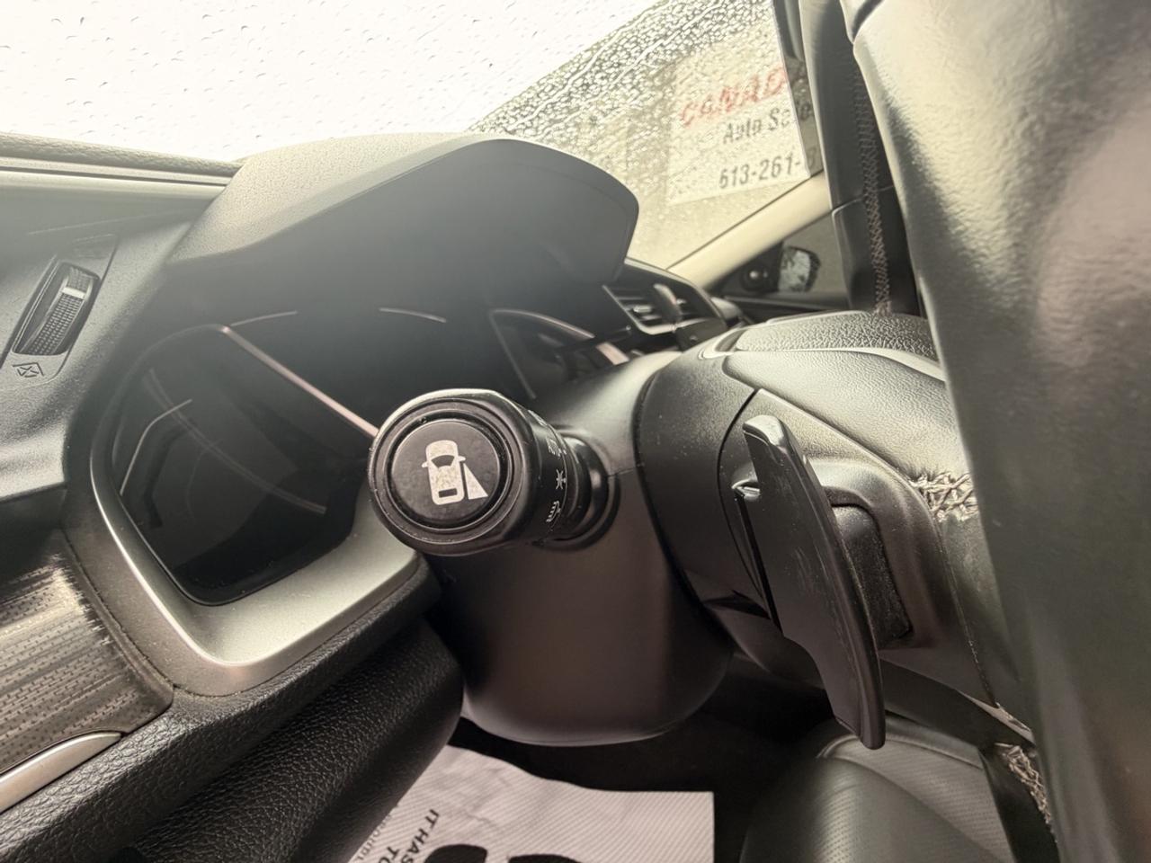 2020 Honda Civic Touring Photo