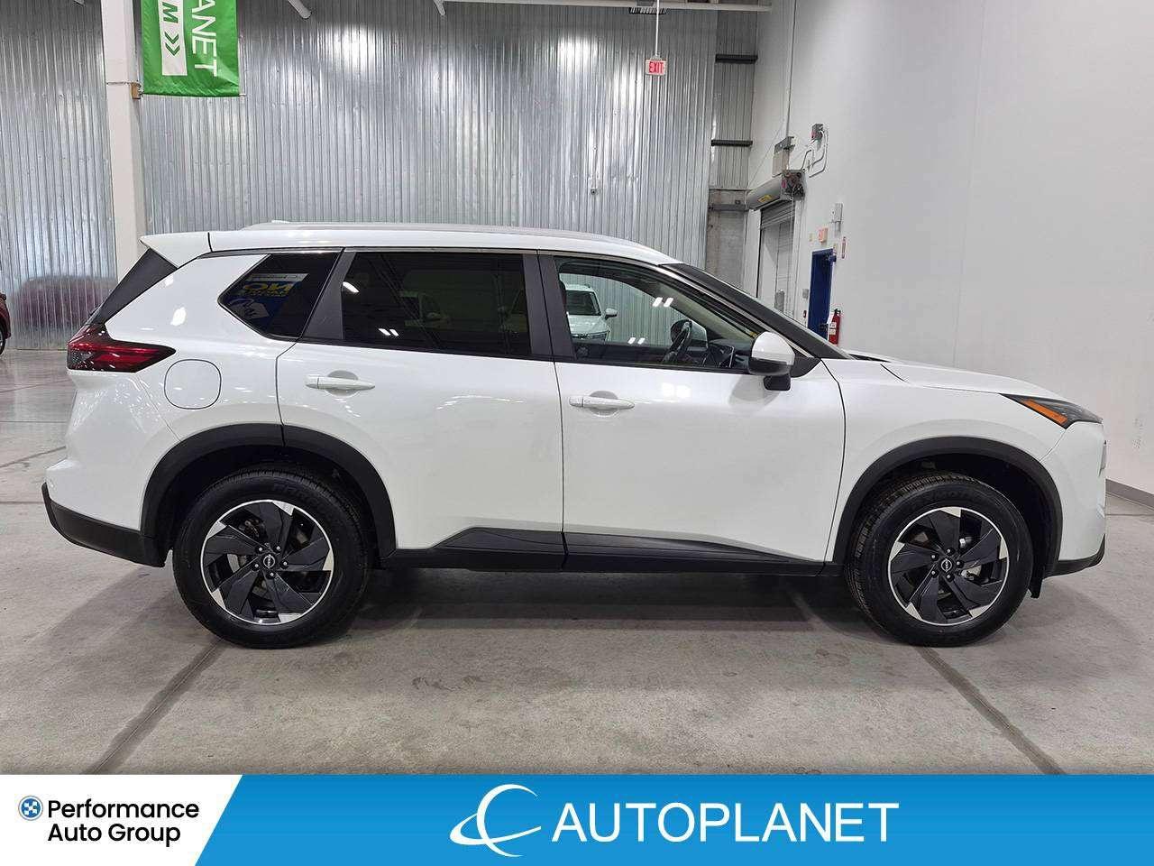 2025 Nissan Rogue SV AWD, Pano Roof, Back Up Cam, Heated Seats! Photo