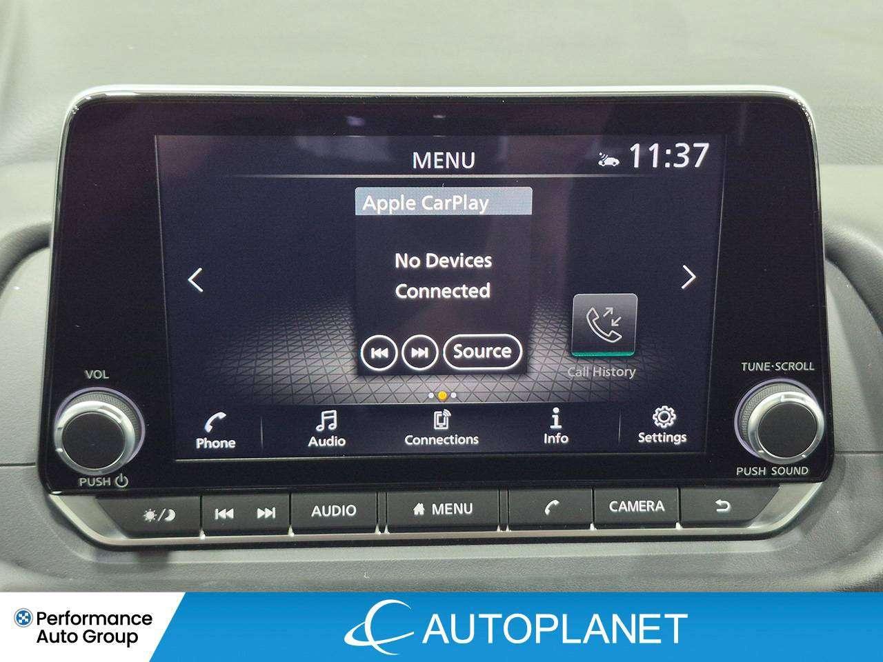 2025 Nissan Rogue SV AWD, Pano Roof, Back Up Cam, Heated Seats! Photo