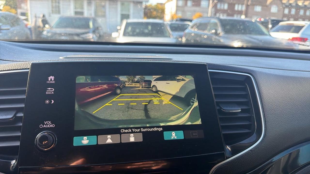 2020 Honda Pilot Touring Photo