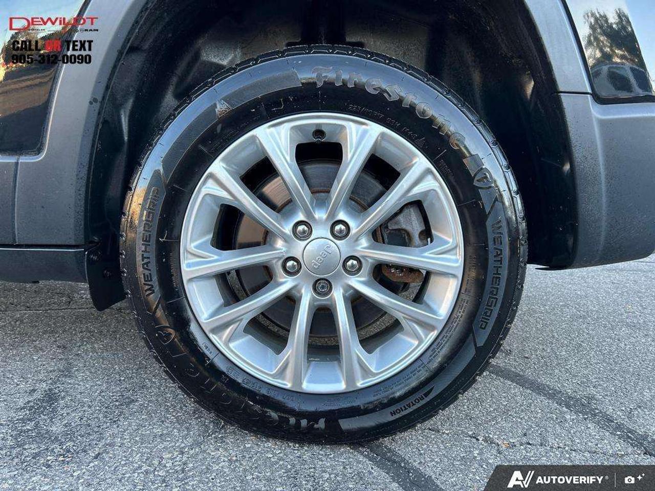 2019 Jeep Cherokee NORTH   COLD WEATHER   V6 ENGINE Photo