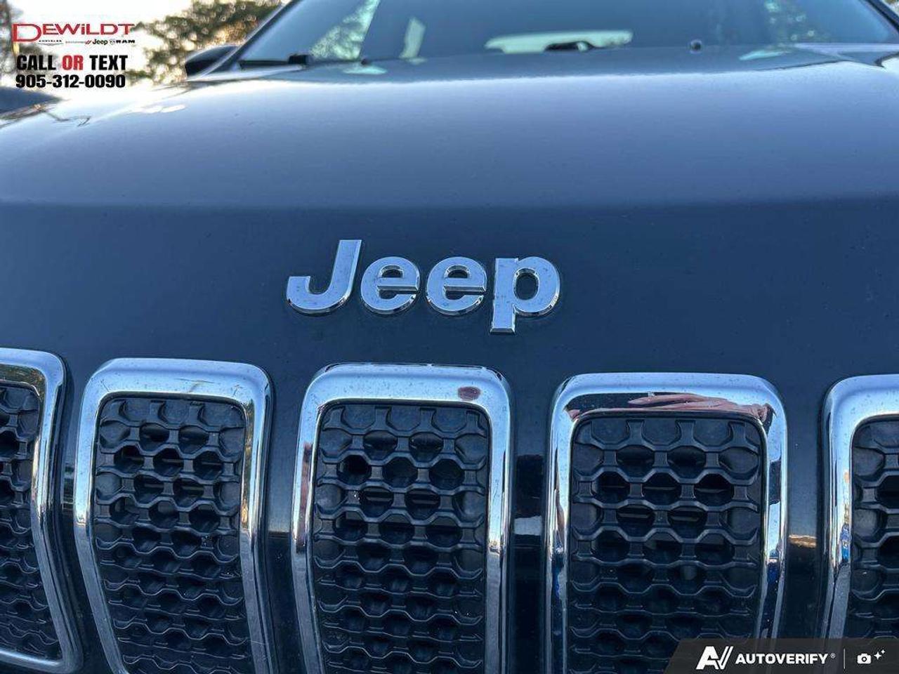 2019 Jeep Cherokee NORTH   COLD WEATHER   V6 ENGINE Photo