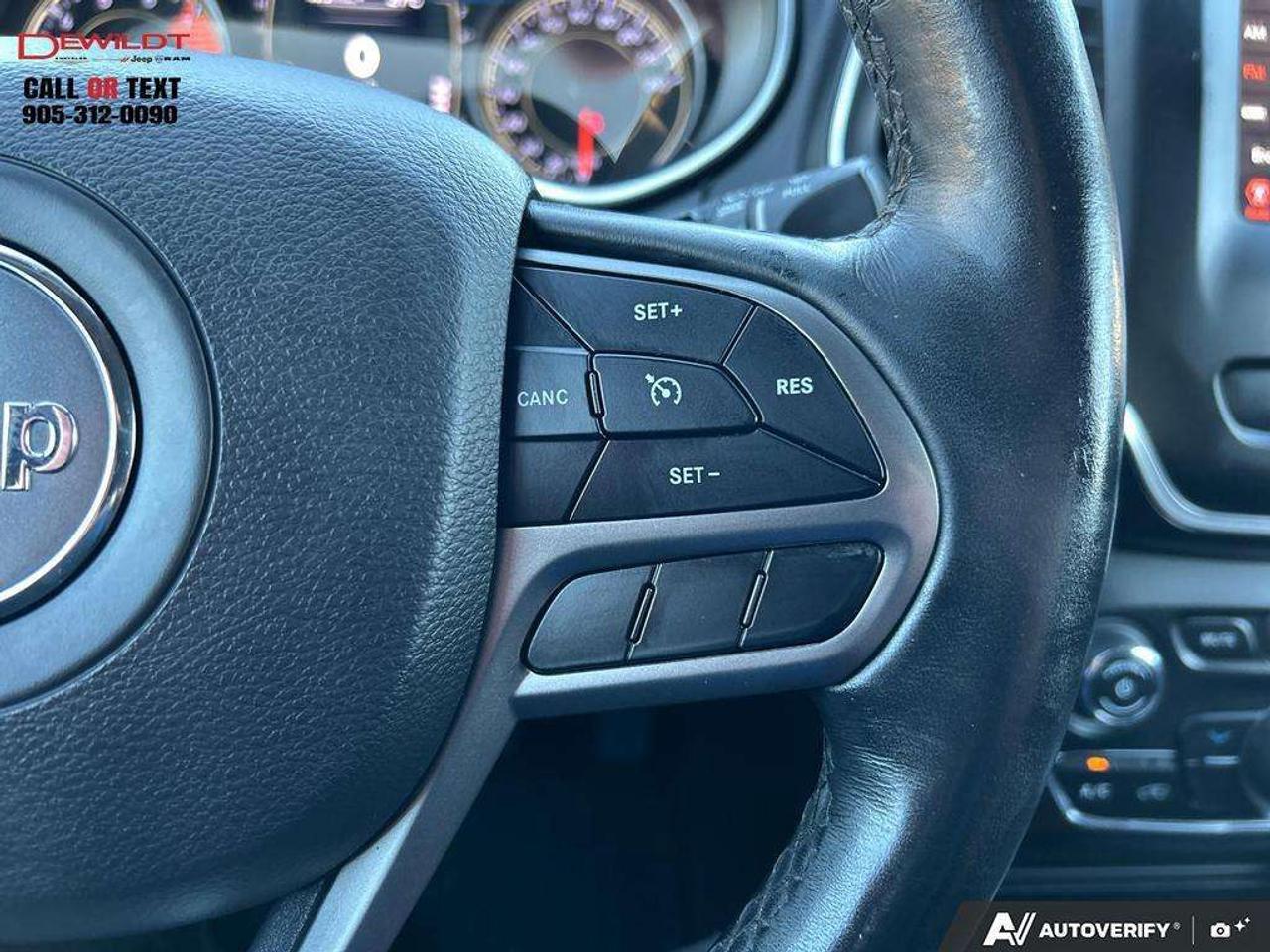 2019 Jeep Cherokee NORTH   COLD WEATHER   V6 ENGINE Photo
