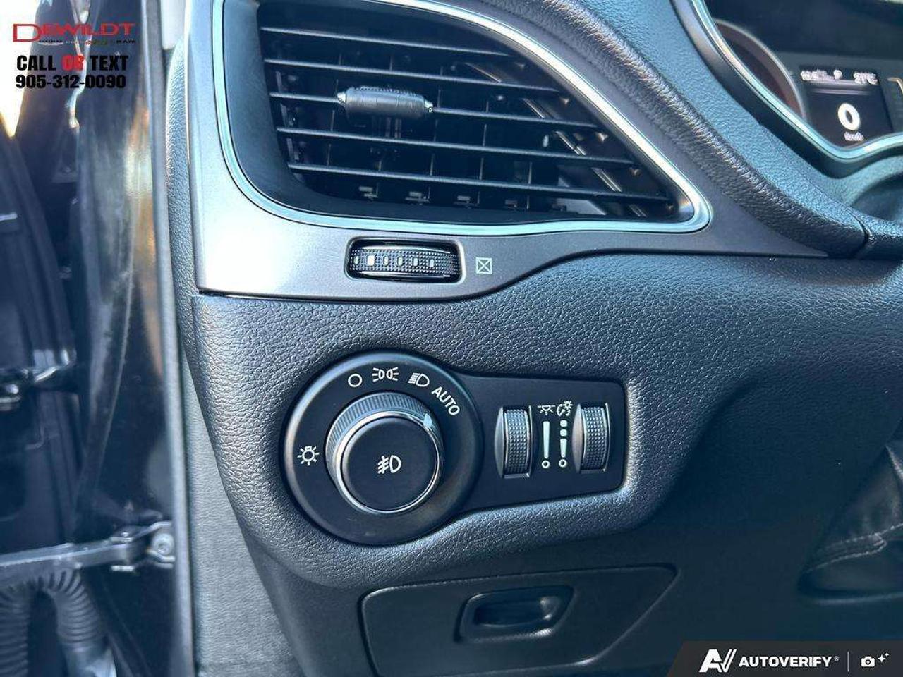2019 Jeep Cherokee NORTH   COLD WEATHER   V6 ENGINE Photo