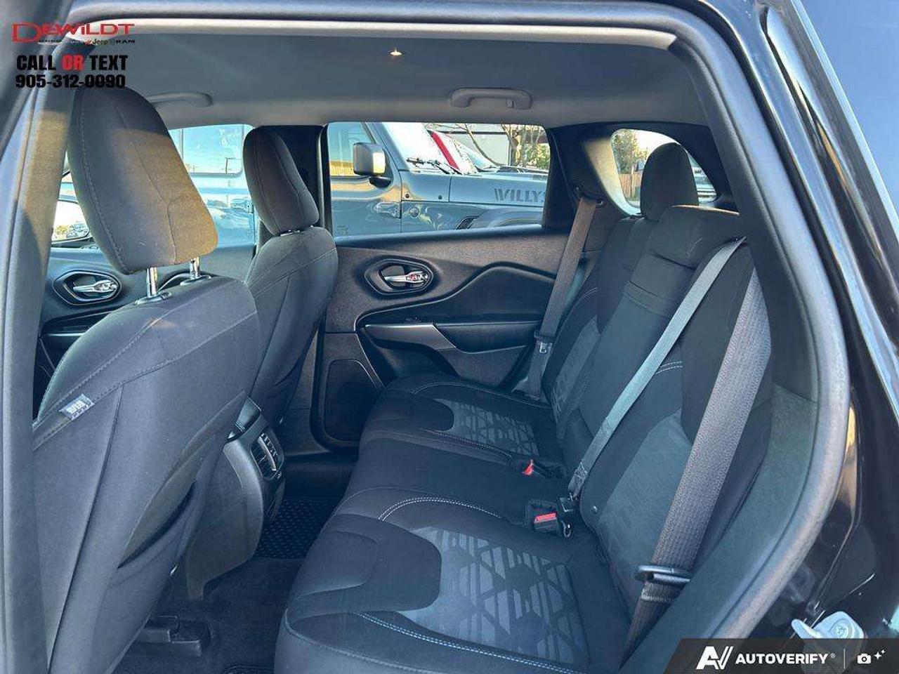 2019 Jeep Cherokee NORTH   COLD WEATHER   V6 ENGINE Photo