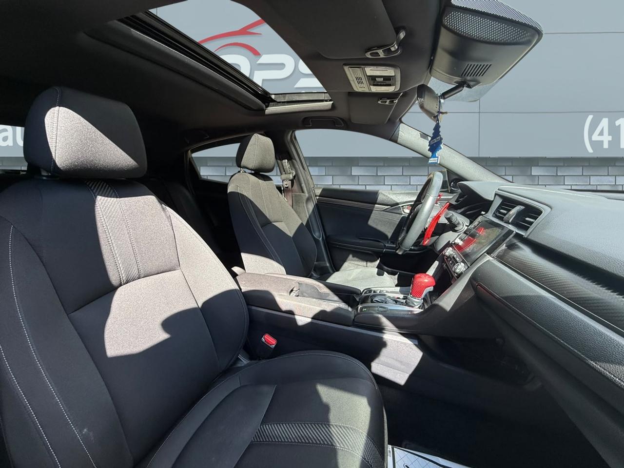 2019 Honda Civic Sport Photo
