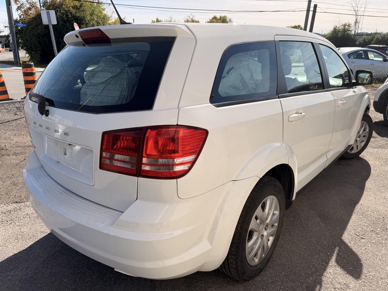 2017 Dodge Journey SE Photo2