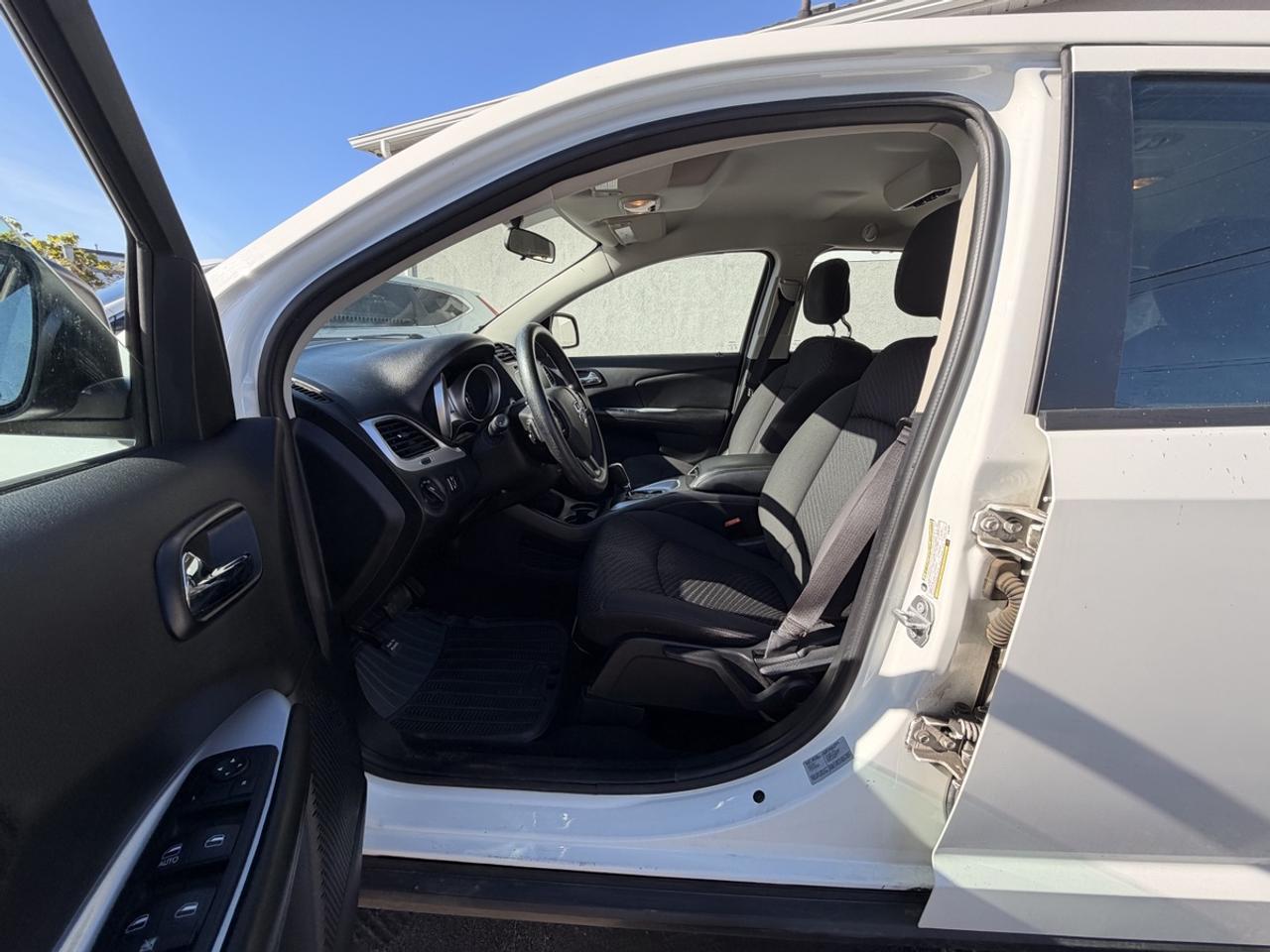 2017 Dodge Journey SE Photo