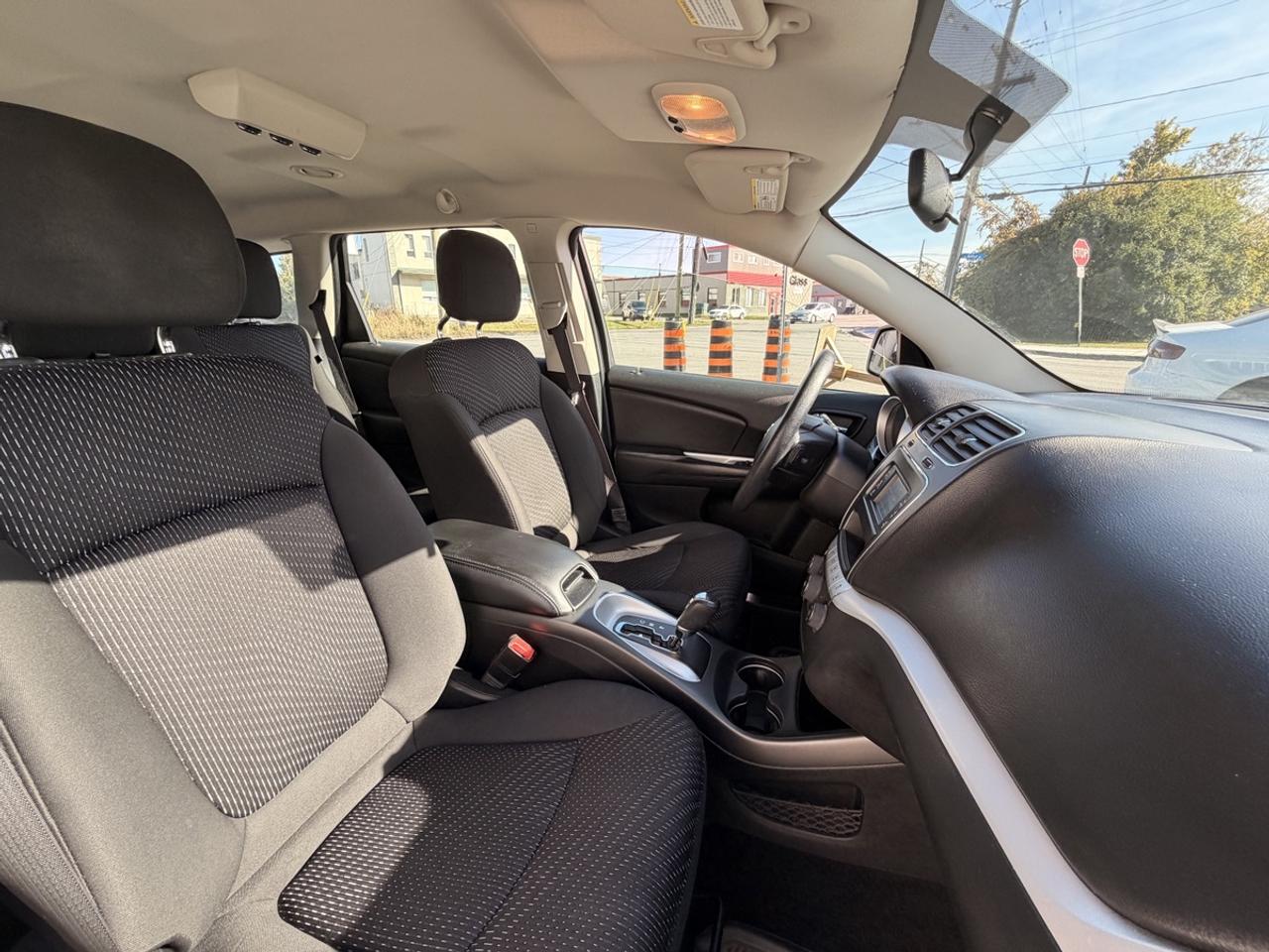 2017 Dodge Journey SE Photo