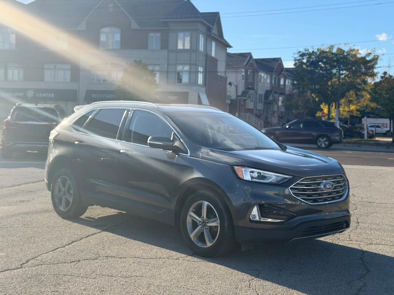 2019 Ford Edge SEL Photo5