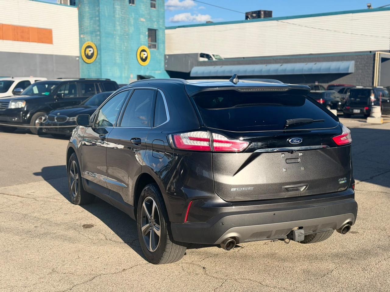 2019 Ford Edge SEL Photo