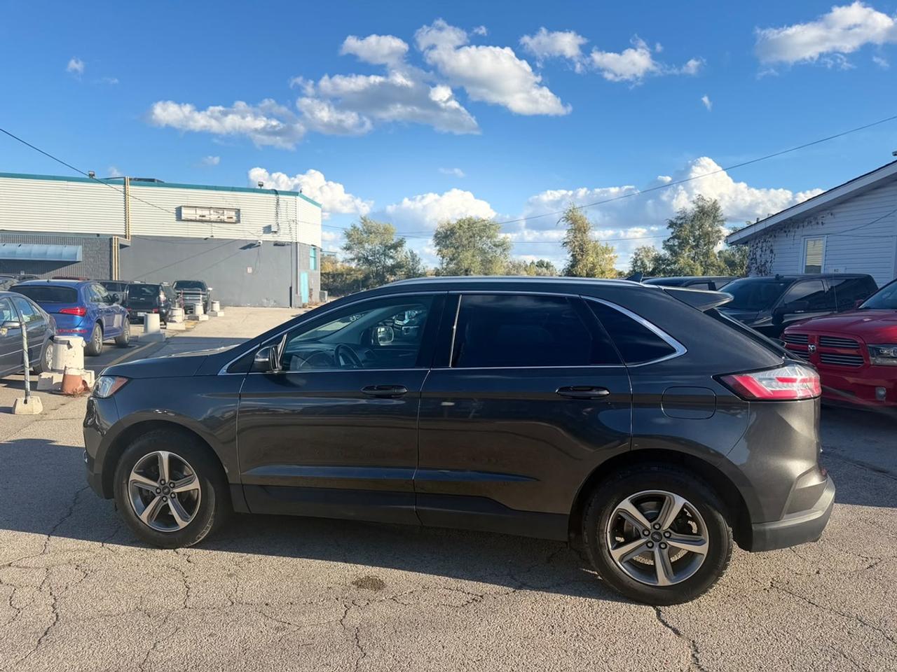 2019 Ford Edge SEL Photo