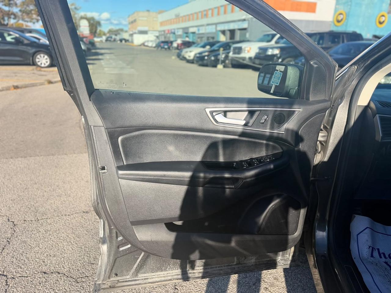 2019 Ford Edge SEL Photo