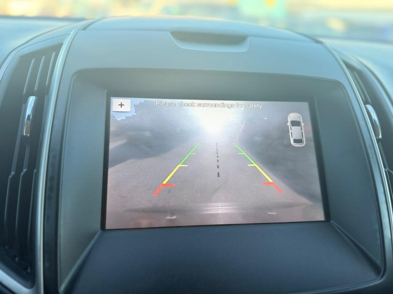 2019 Ford Edge SEL Photo