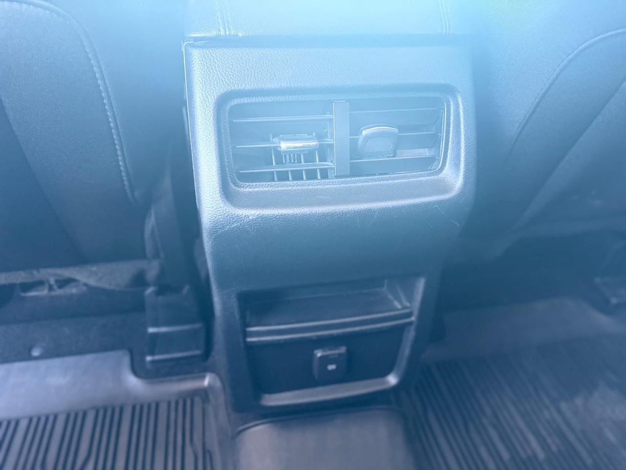 2019 Ford Edge SEL Photo