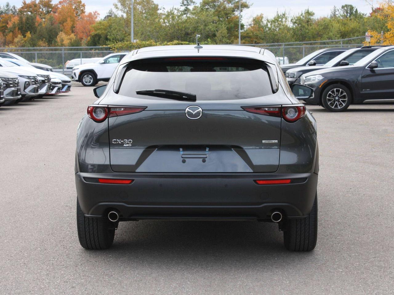 2024 Mazda CX-30 GT Photo4