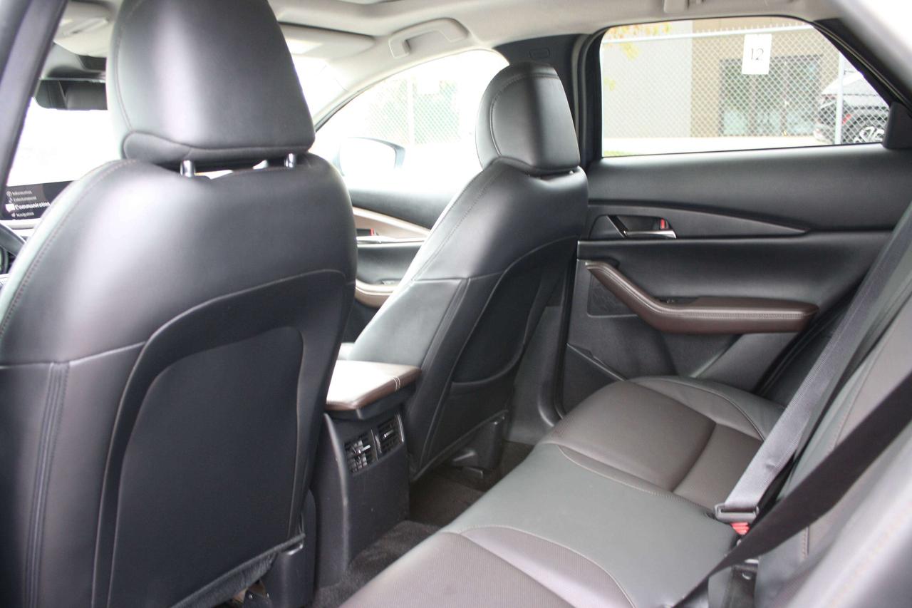 2024 Mazda CX-30 GT Photo