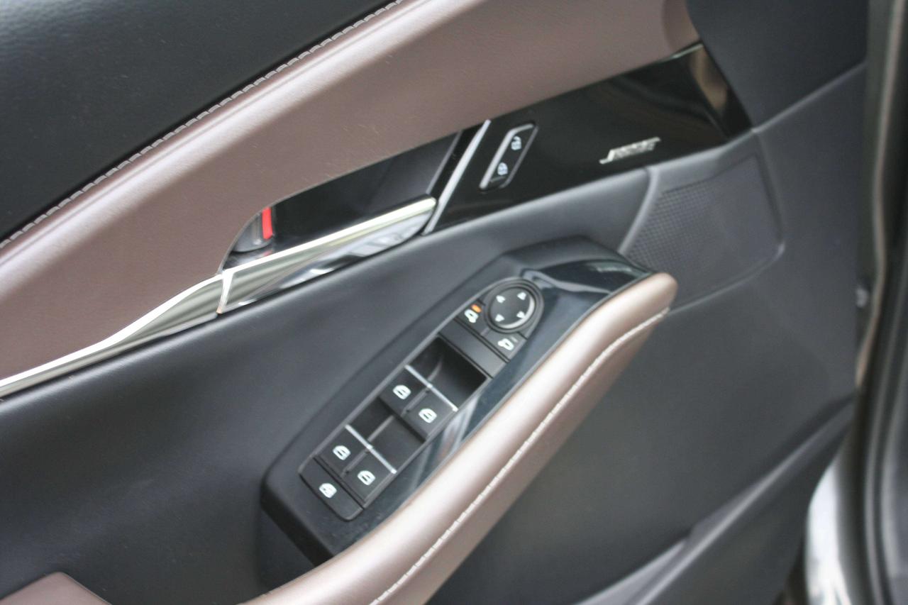 2024 Mazda CX-30 GT Photo