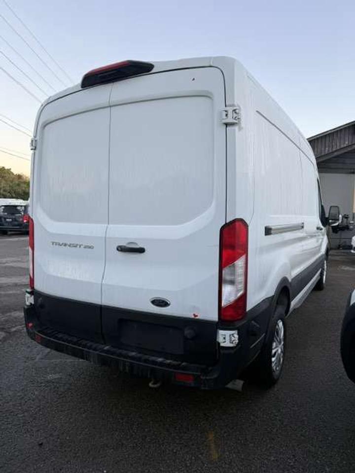 2023 Ford Transit Cargo Van Mid roof, no Windows, Divider Photo
