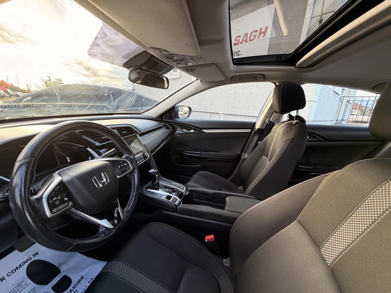 2019 Honda Civic EX Photo
