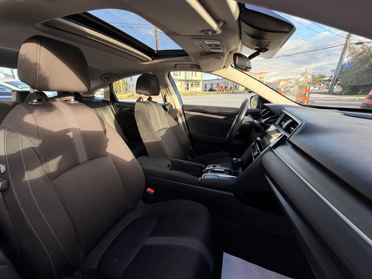 2019 Honda Civic EX Photo