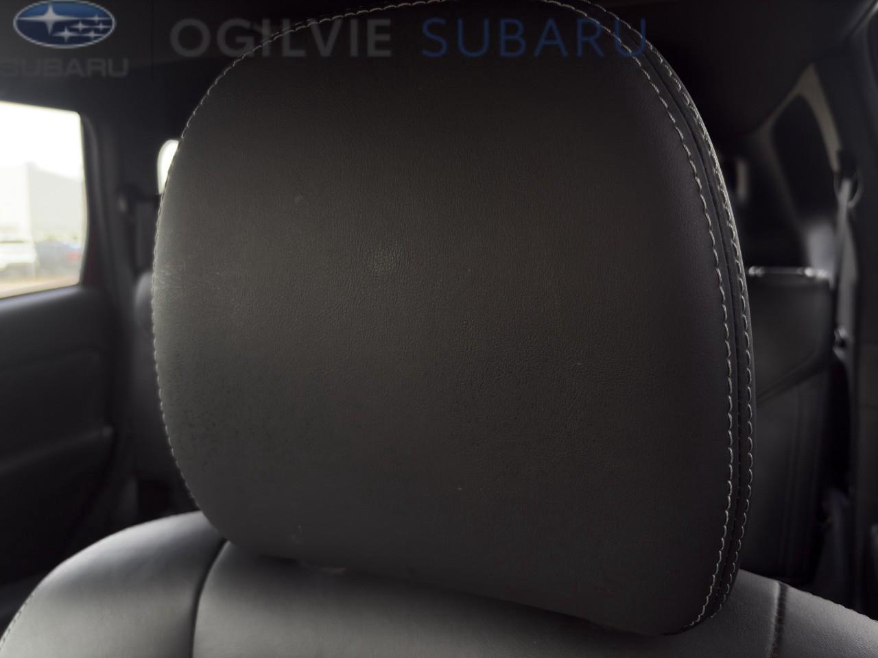 2020 Mitsubishi Outlander Plug-In Hybrid SEL 4dr S-AWC Photo